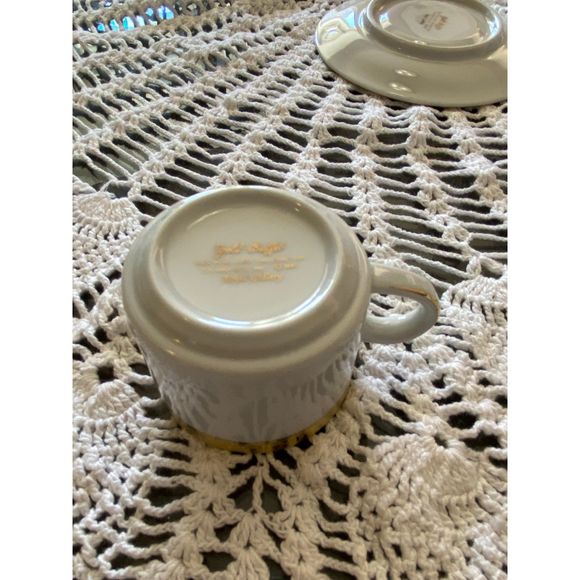 Gold Buffet Espresso Cup and Saucer - Picture 4 of 7